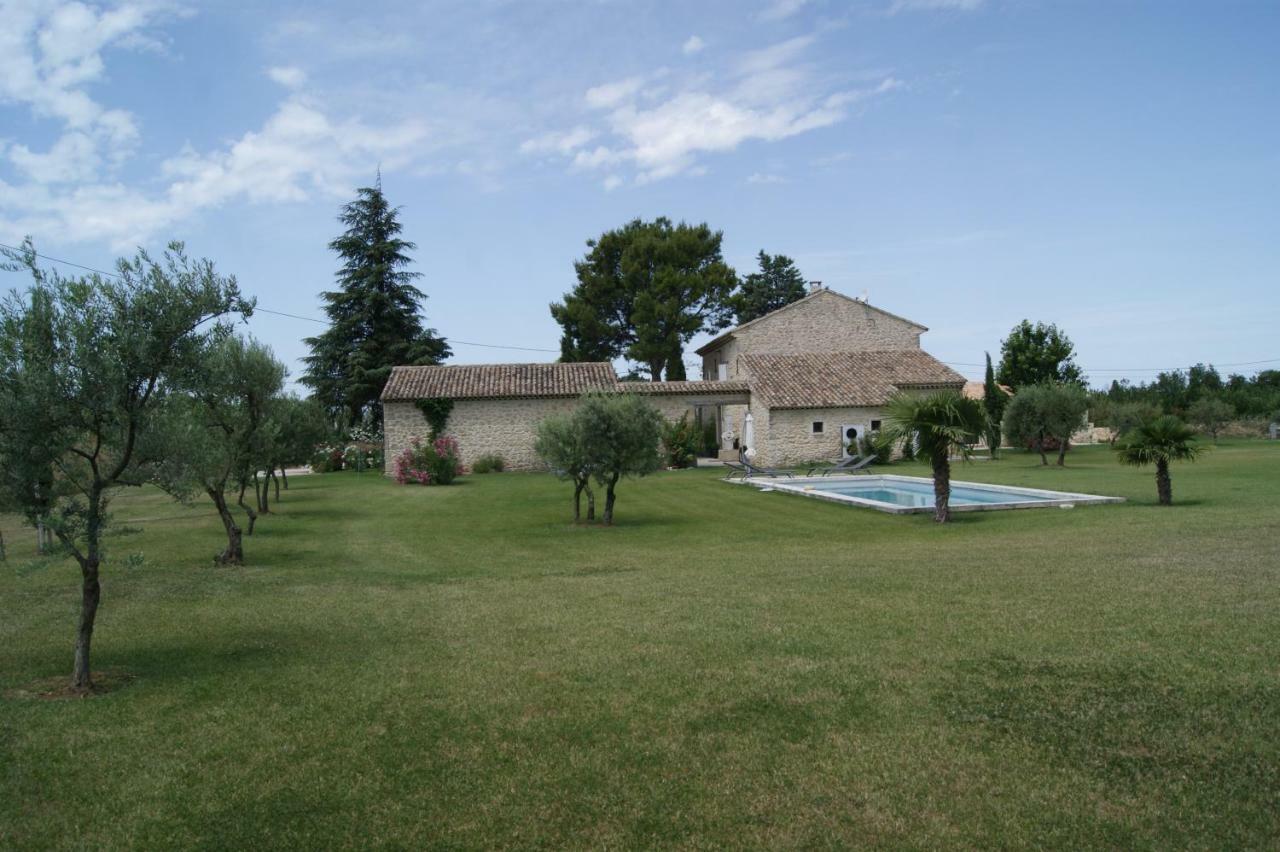Gites Dans Mas En Pierres Robion en Luberon Exteriör bild